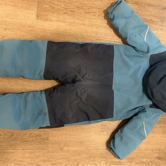 Patagonia Kids' Teal and Navy Snowsuit with Orange Zipper - Picture 2 of 5